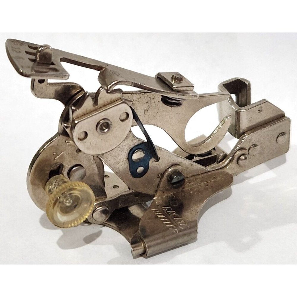 Greist RUFFLER RUFFLING FOOT Side Mount Low Shank VINTAGE sewing machine part